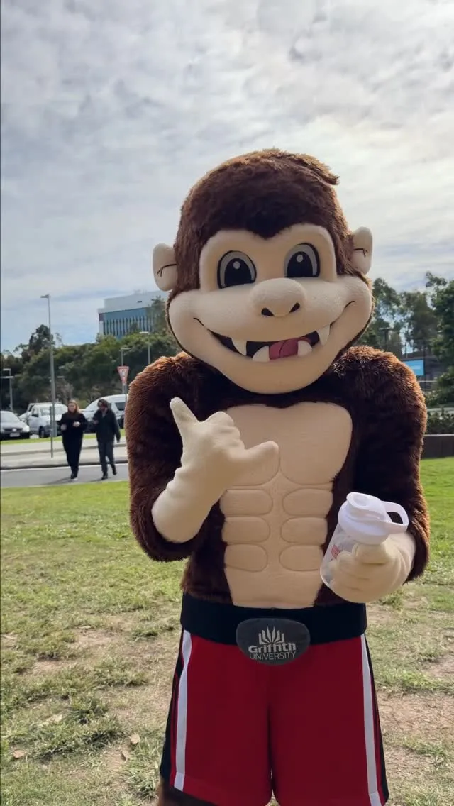 Armed with freebies, high fives, and good vibes, Gary’s cheering you on through this final week of exam season! You’ve got this 💪