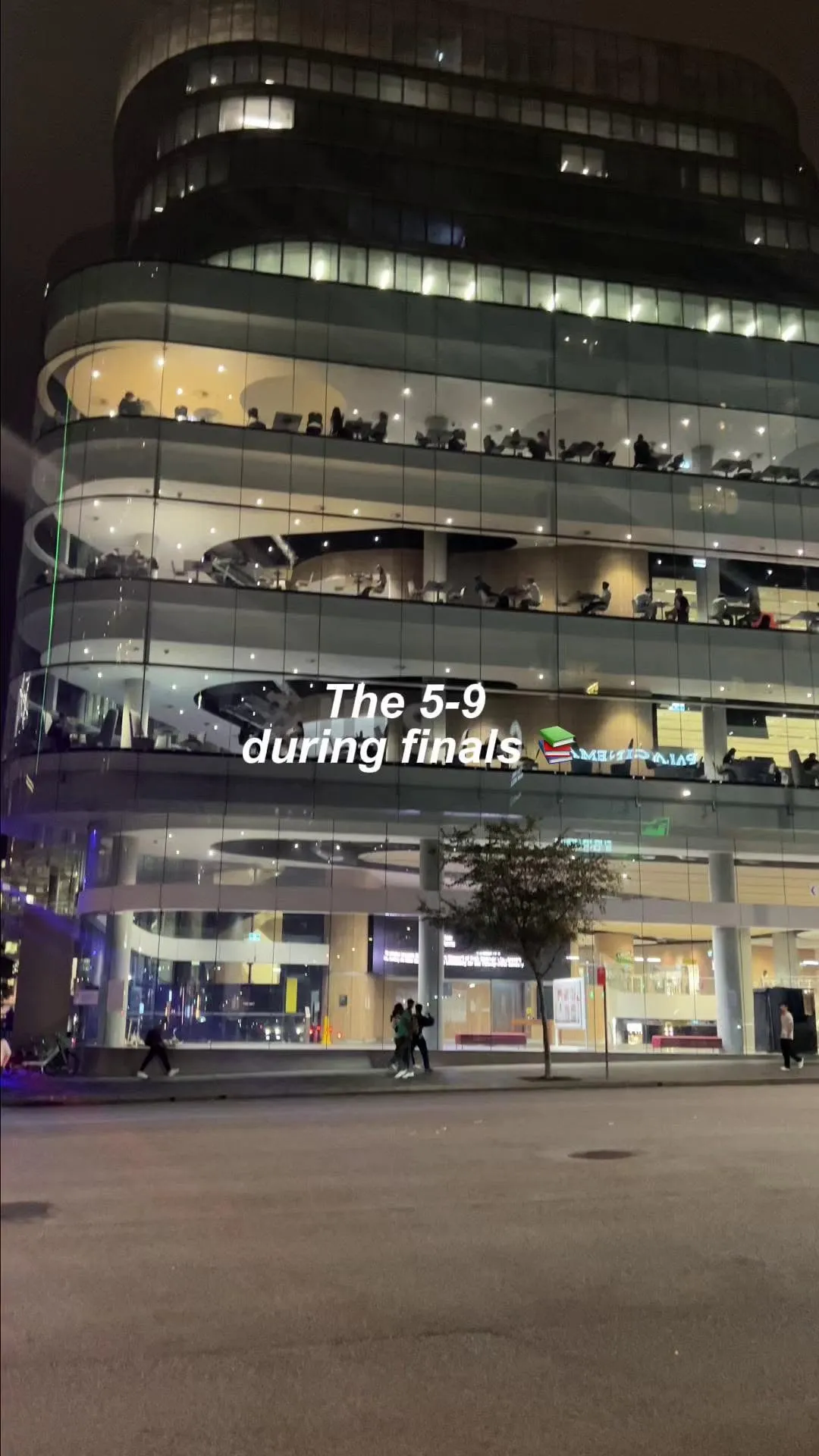 Finals season 🤝 UTS library

📸 @officialgarrettlindsay