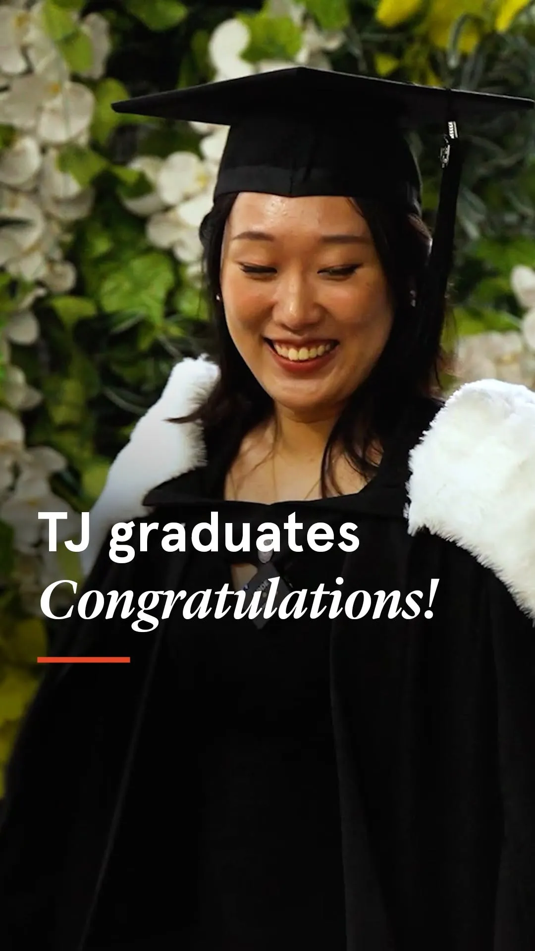 TJ graduates from her first degree! We're so proud of our girl, and so are her parents <3

#USYD #Uni #Graduation #Degree #Graduate