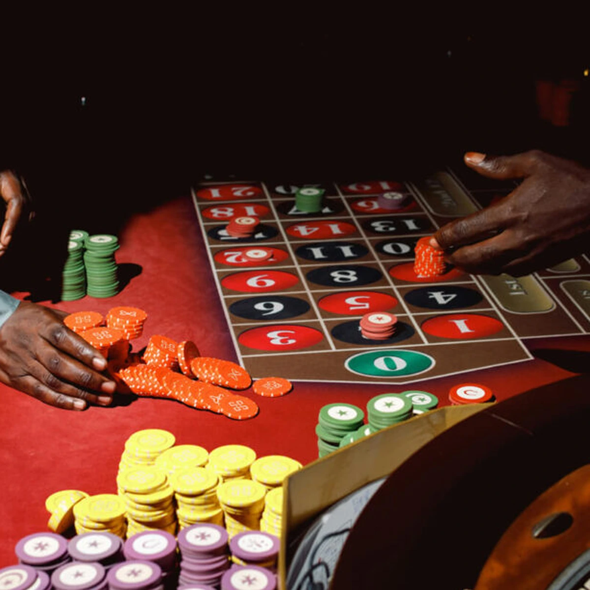 Gambling Dealers